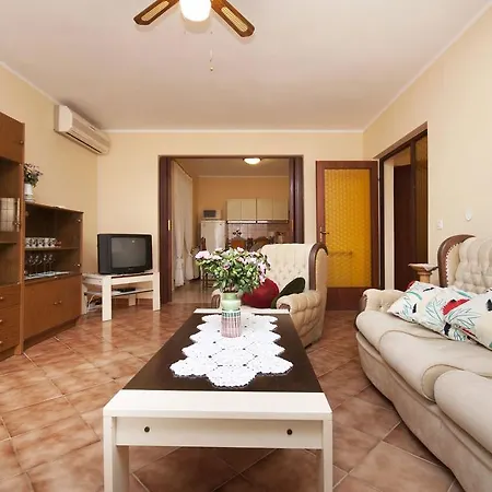 Mendizza 4408 Apartamento *